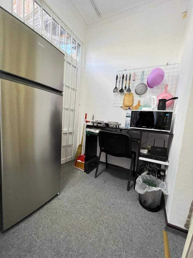 "Modeli" Hostel Тбилиси Екстериор снимка